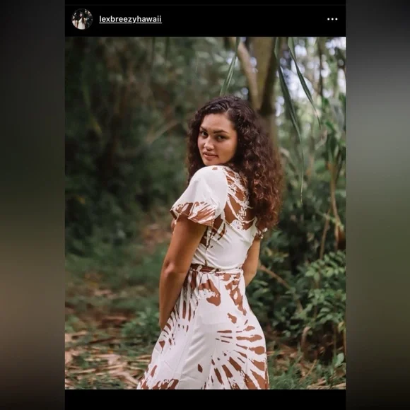 ❌❌❌. SOLD LPH ❌❌❌Lexbreezy Hawaii 🌺 Waimea Wrap Dress NWT - Picture 5 of 14